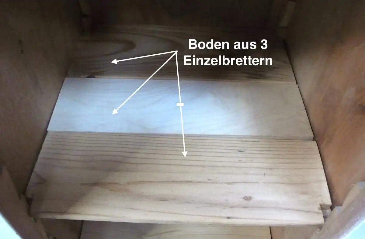 Holz Spint 3-türig Schuhschrank Dielenschrank Vorratsschrank Shabby Weiß antik um 1900 5
