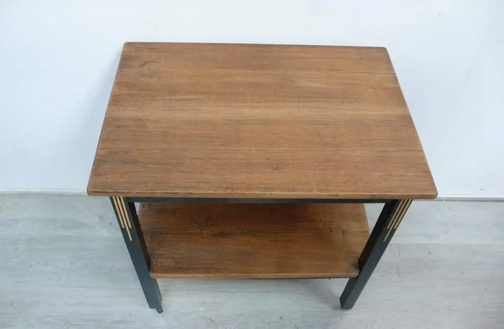 Beistelltisch mit Ablage auf Rollen in Eiche Vollholz Schwarzer Rahmen Art Déco um 1920 3