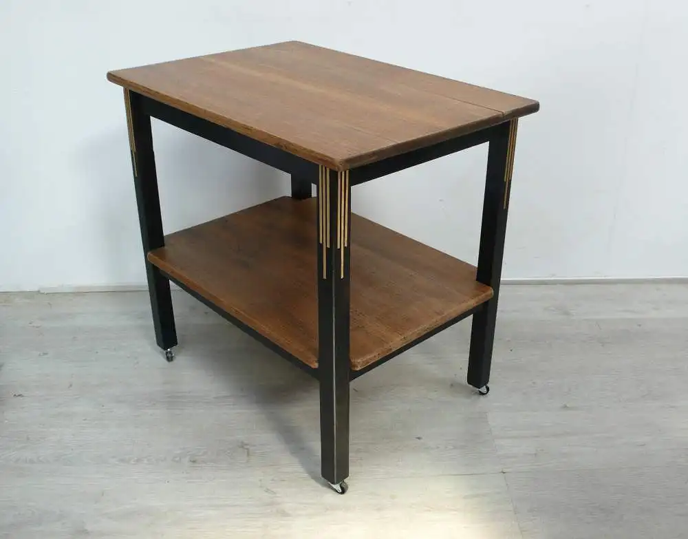 Beistelltisch mit Ablage auf Rollen in Eiche Vollholz Schwarzer Rahmen Art Déco um 1920 4