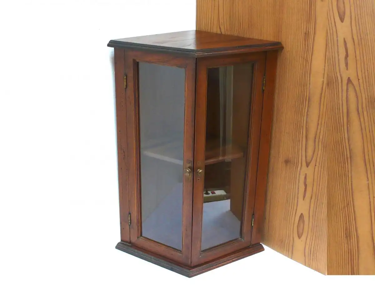 70er Kleiner Eck Hängeschrank Vitrine Holz, 2 Glastüren, Made in Italy 1