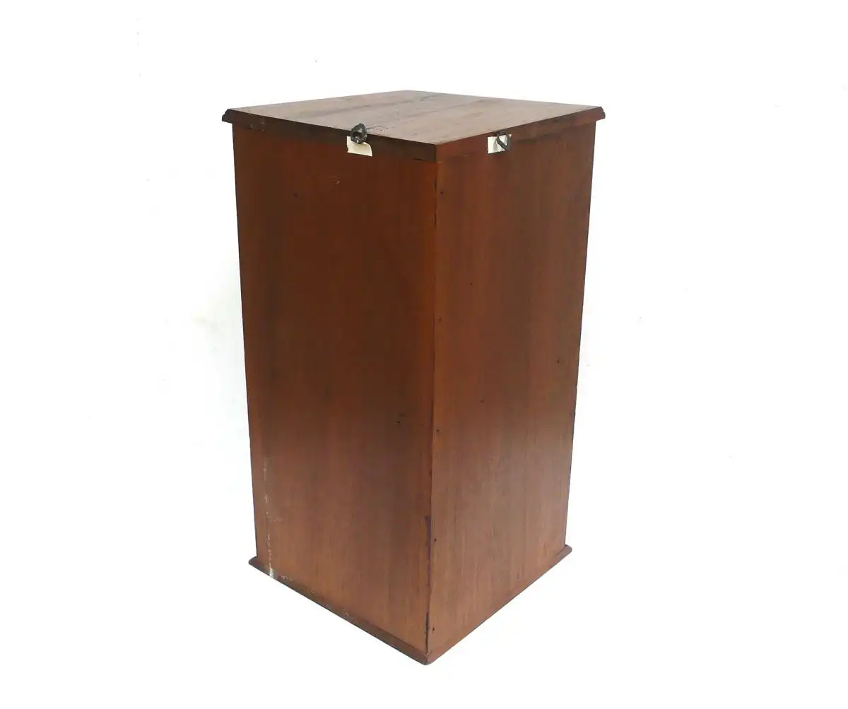 70er Kleiner Eck Hängeschrank Vitrine Holz, 2 Glastüren, Made in Italy 6