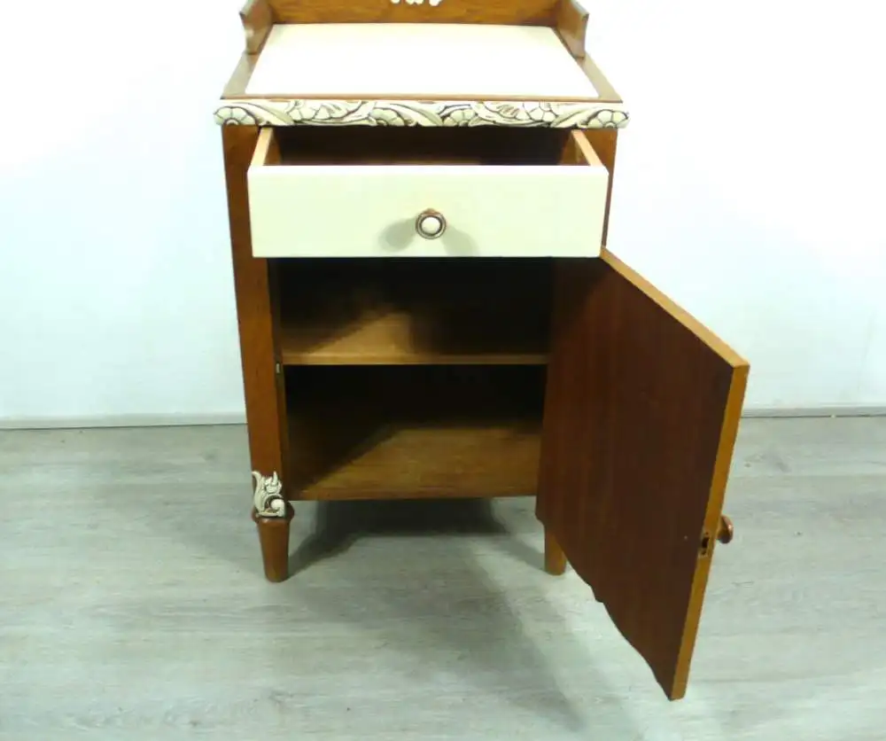 Nachttisch Jugendstil Hellcreme auf Eiche Vollholz 1900er 4