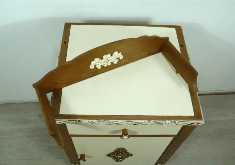 Nachttisch Jugendstil Hellcreme auf Eiche Vollholz 1900er 7