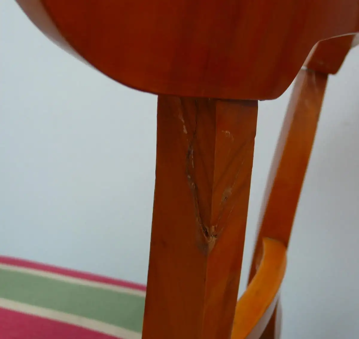6 Biedermeier Esszimmerstühle Kirschholz  mit Streifen-Polsterstoff in Rot Grün Beige 8