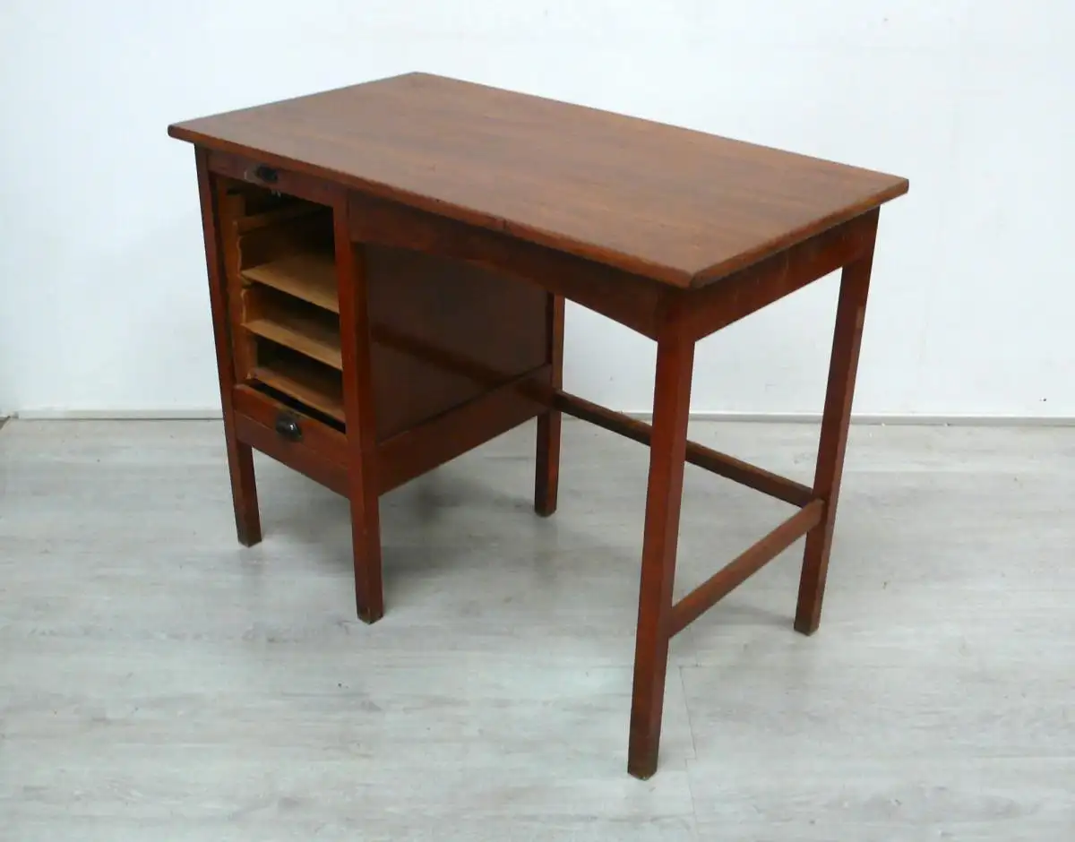 Alter kleiner Schreibtisch 40er 50er mit Rolladentüre, Vollholz 5