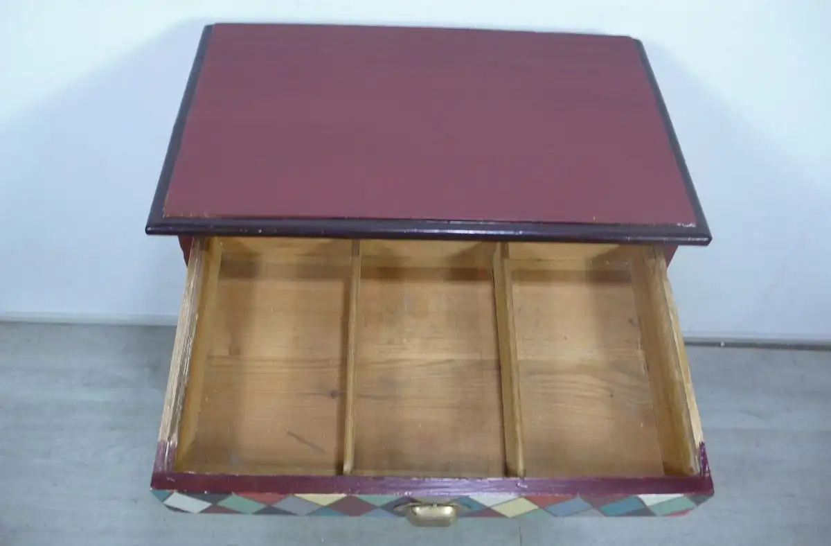 Holz KOMMODE alt klein 4 Schbladen Shabby Brombeer Braun mit bunten Rauten, 20er 30er 6