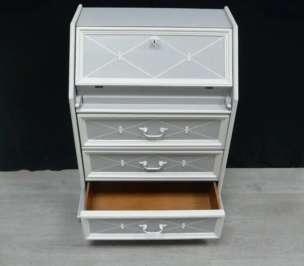 Kleiner Sekretär, Antik Stil, handbemalt in Shabby Hellgrau-Weiß 7