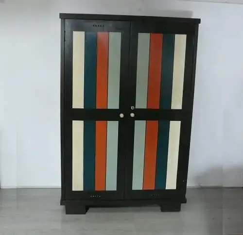 Alter Dielenschrank Kleiderschrank 2 Türen Keilschrank Vintage Braun + Shabby Bunt streifig