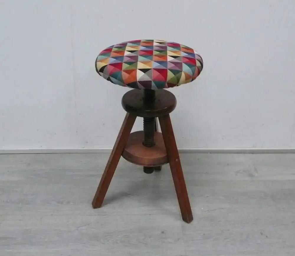 Alter Werkstatt Hocker Holz, Klavierhocker, höhenverstellbar mit Holzspindel 0