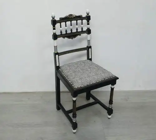 Antiker Stuhl Esszimmerstuhl, Besucherstuhl, Ankleidestuhl, Gründerzeit Schwarz Weiß, UNIKAT handbemalt