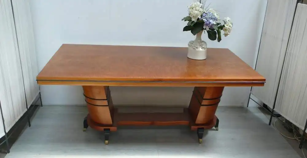 Art Déco Esstisch Konferenztisch groß, Kirschholz mit schrägen halbrunden Säulen, 1930er 0