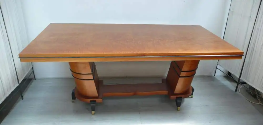 Art Déco Esstisch Konferenztisch groß, Kirschholz mit schrägen halbrunden Säulen, 1930er 1