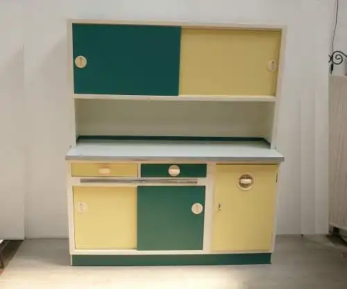 50er Küchenschrank mit Schiebetüren + Auszug, Pastell-Gelb + Petrol-Grün, wohnfertig
