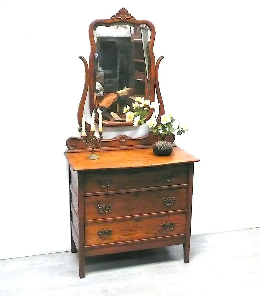 Antike Spiegelkommode 3 Schubladen mit Kippspiegel Amerik. Nußbaum natur, um 1900 1