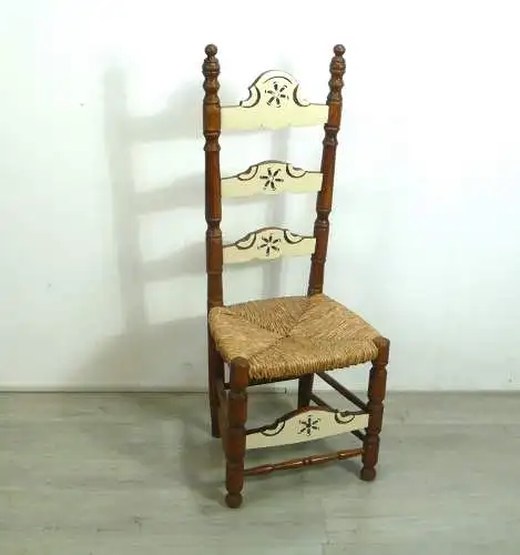 Antiker Holz Lehnstuhl mit Strohsitzfläche Ankleidestuhl 1900er