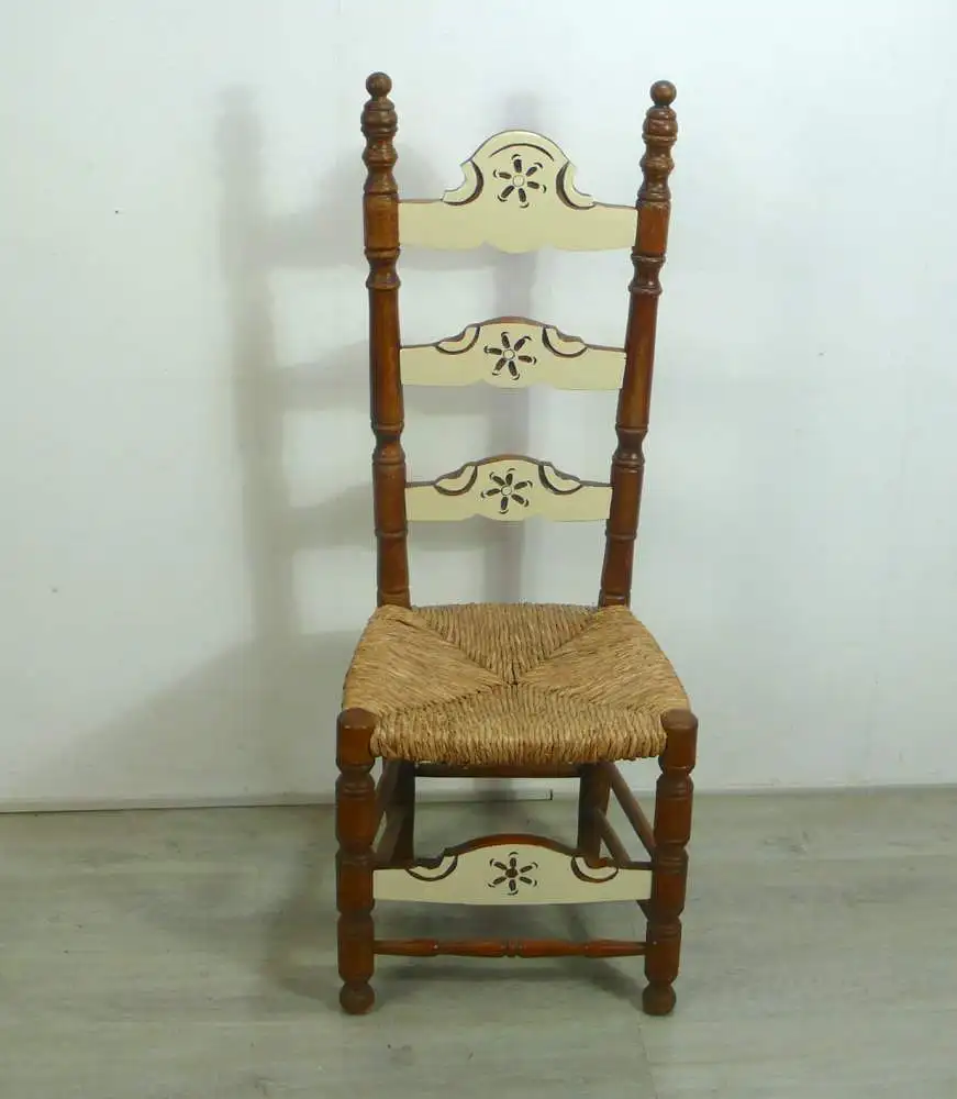 Antiker Holz Lehnstuhl mit Strohsitzfläche Ankleidestuhl 1900er 1