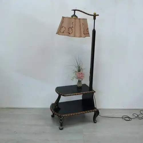 30er Stehlampe mit Tisch, Lesetisch, Chippendale Stil, Vollholz