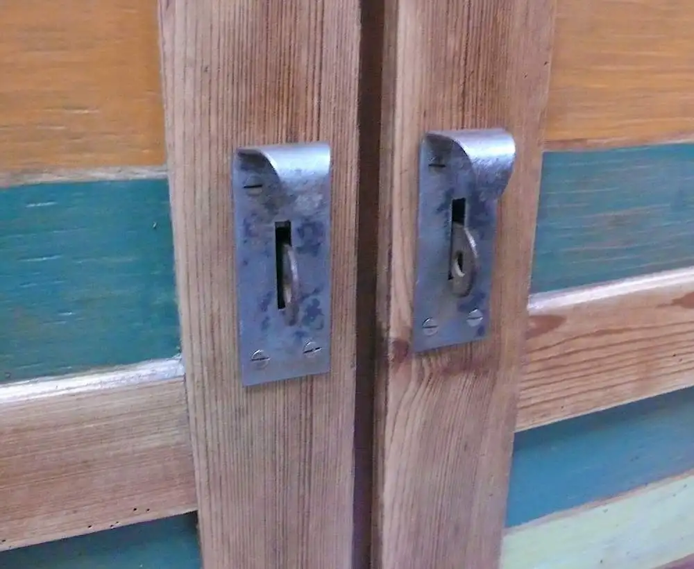 Holz Spind, Dielenschrank, 2 Türen, Naturholz + Shabby Bunt um 1900, Vulkan Eifel 6
