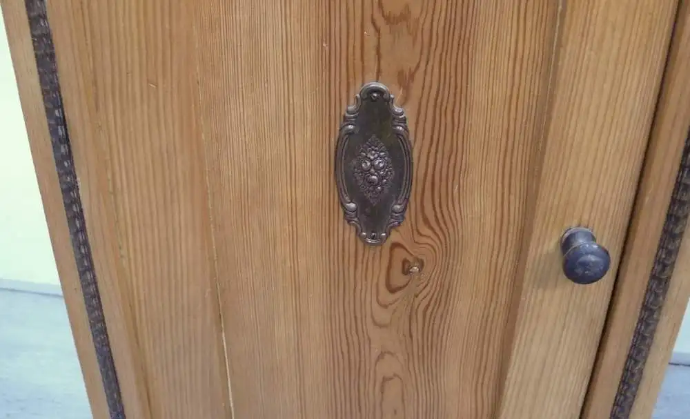 2 Nachttische mit Vitrinen-Aufsatz Biedermeier, Naturholz + Carrara Marmor um 1870 9