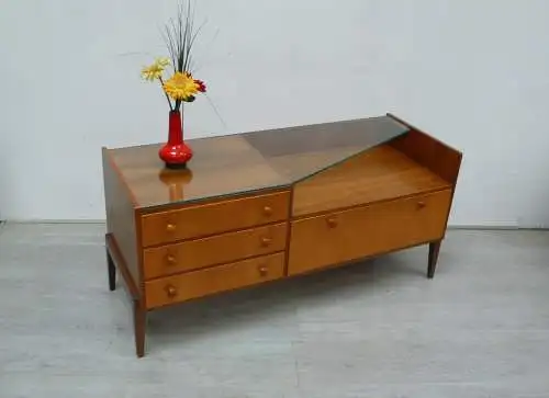 60er Sideboard Kommode Lowboard 3 Schubladen + schräge Glasablage Mid Century Modern