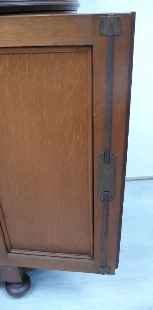Antike Anrichte Sideboard + Spiegel-Aufsatz Eiche massiv 4-türig Bleiverglasung Gründerzeit um 1890 10