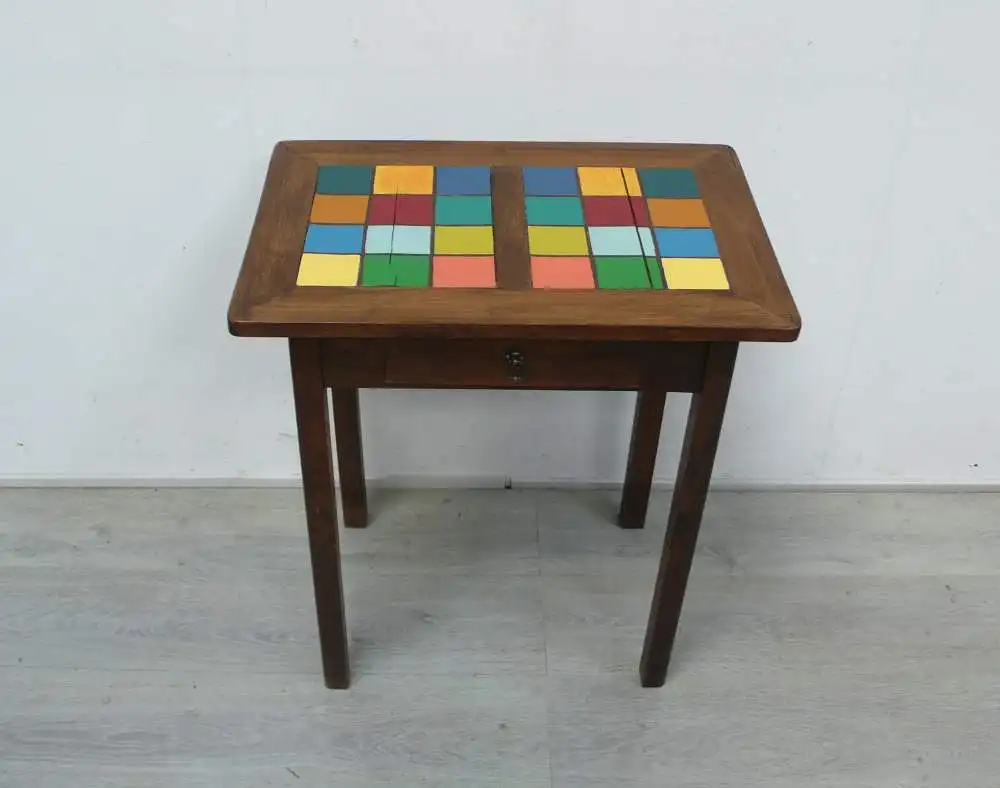 Antiker Holz Beistelltisch mit Schublade Nußbaum dkl + Shabby Bunte Quadrate, handbemalt, um 1900 1