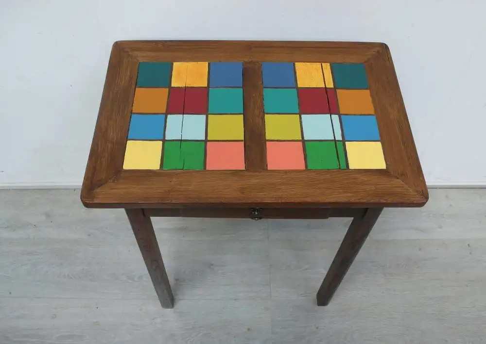 Antiker Holz Beistelltisch mit Schublade Nußbaum dkl + Shabby Bunte Quadrate, handbemalt, um 1900 2