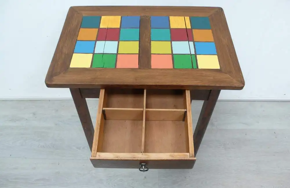 Antiker Holz Beistelltisch mit Schublade Nußbaum dkl + Shabby Bunte Quadrate, handbemalt, um 1900 3