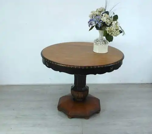 Antiker kleiner Esstisch rund mit Mittelsäule, Foyertisch Eiche, um 1870 Gründerzeit