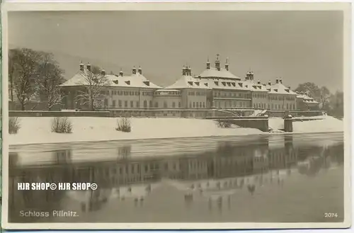 um 1920/1930  Antsichtskarte,  „Schloss Pillnitz“  mit Frankatur, Stempel