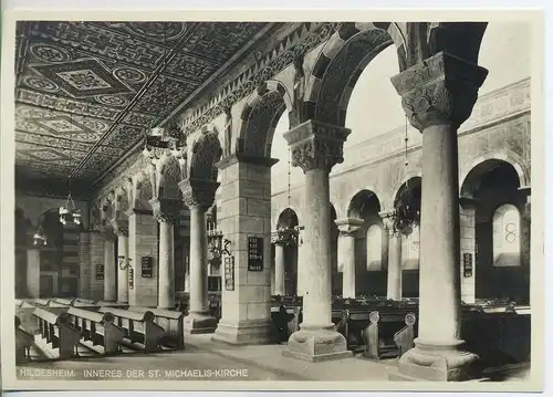 um 1920/1930 Ansichtskarte  „St. Michaeliskirche",  ungebrauchte Karte