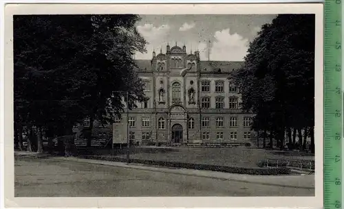 Rostock, Universität 1957Verlag:  --------, Postkartemit  Frankatur, mit Stempel, 2.6.1957Erhaltung: I-II, Karte wird in