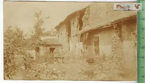 Ort in Frankreich, Verlag :--, FELD-POSTKARTE, Erhaltung: I-II, unbenutzt, Karte wird in Klarsichthülle verschickt.