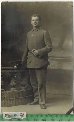 Soldaten - Foto-- Verlag: Ad. Mewes, Rathenow, POSTKARTE, Erhaltung: I-II, unbenutzt, Karte wird in Klarsichthülle