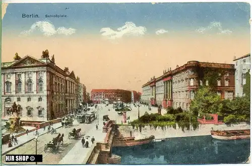 um 1910/1920 Ansichtskarte, Feldpost  “Schloßplatz“,  gelaufene Karte mit Stempel