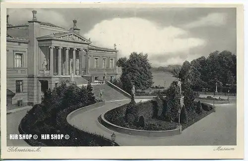 um 1920/1930 Ansichtskarte  „Museum“ , ungebrauchte Karte
