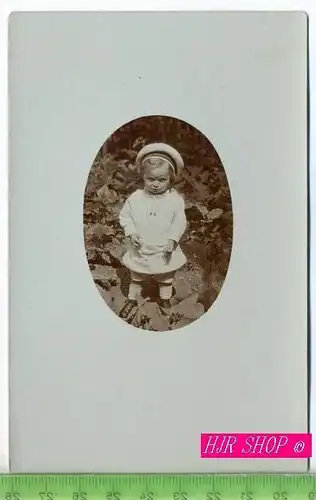 Kleinkind mit Matrosenanzug um 1916, ungel.