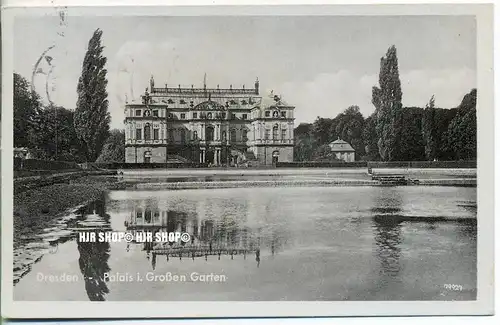 um 1940/1950  Antsichtskarte,  „Palais im Großen Garten  “ mit Frankatur, Stempel,