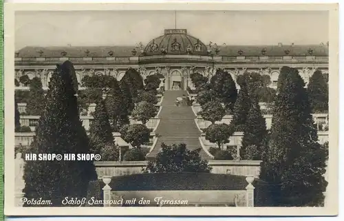 um 1920/1930  Antsichtskarte,  „Schloß Sanssouci mit den Terrassen  “ mit Frankatur, Stempel,
