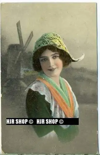 um 1910/1920 Ansichtskarte, FELDPOST  „ Junge Frau“ mit Stempel