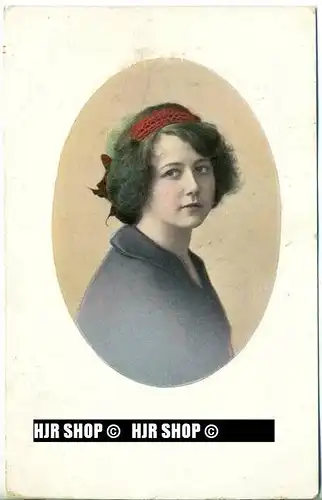 um 1910/1920 Ansichtskarte, FELDPOST  „ Junge Frau“ mit Stempel