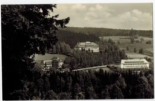 Staatsbad Bad Elster- Reichsbahnheim, Albert- Funk-Heim, Krankenhaus    Verlag: Dick-Foto , POSTKARTE Erhaltung: I-II Ka