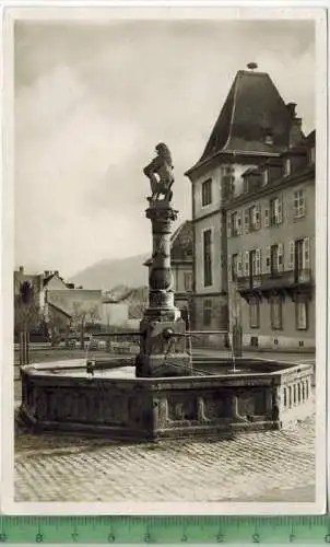 Munster, La Fontaine de la place du marchè , Verlag: J. Arnold - Colmar ,PostkarteErhaltung: I-II, Rückseite beschrieben