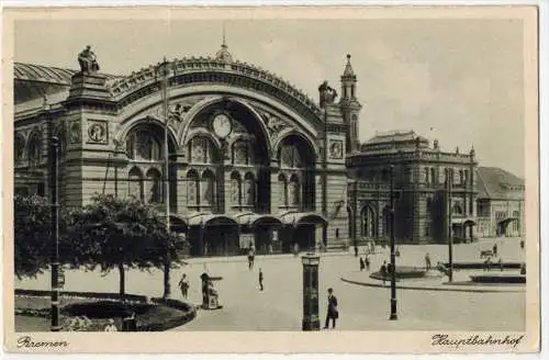 Bremen - Hauptbahnhof um 1930/1940,  Verlag: Paul Andreas, Bremen ,  POSTKARTE,  mit Frankatur, mit Stempel
