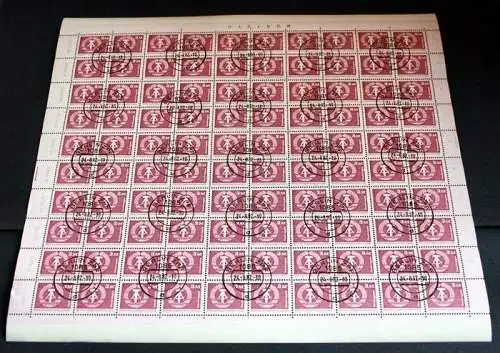 Bogen 1981, Bauten,3.- Mark. Minr. 2633 x 100 Marken