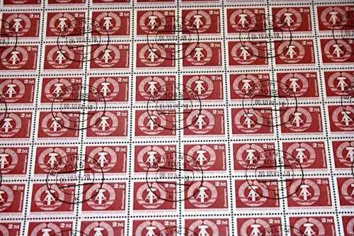 Bogen 1980, Bauten,2 Mark. Minr. 2550 x 100 Marken