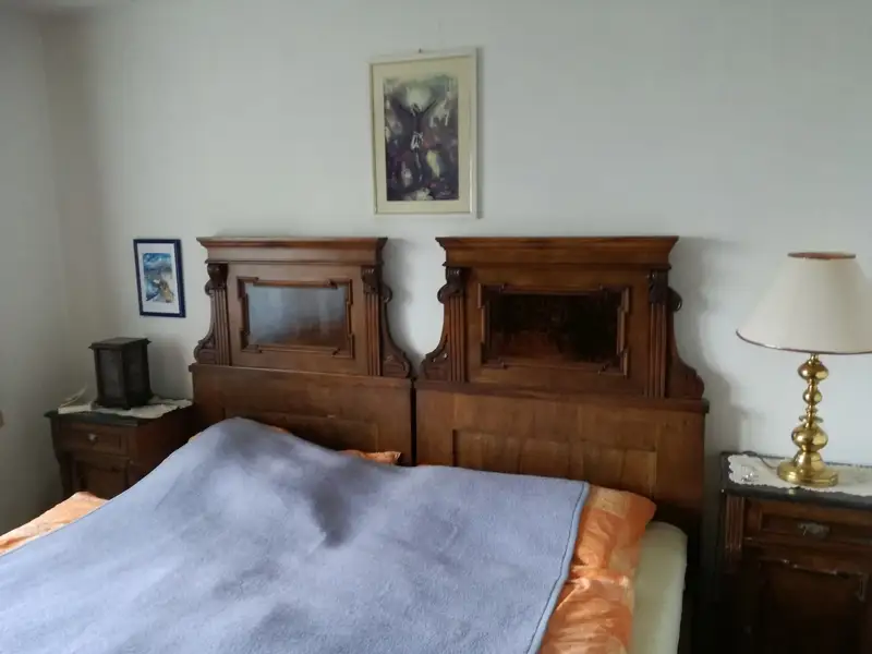Antikes Massiv-Holz Schlafzimmer aus der Jahrhundertwende (19./20.) - handgeschreinert aus heimischen Harthölzern mit viel liebe zum Detail! 0