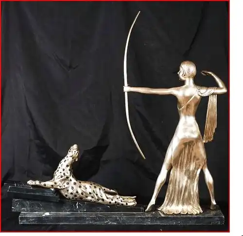 Art Deco Skulptur, Diana Bronze vers., 