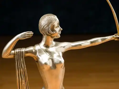 Art Deco Skulptur, Diana Bronze vers., 