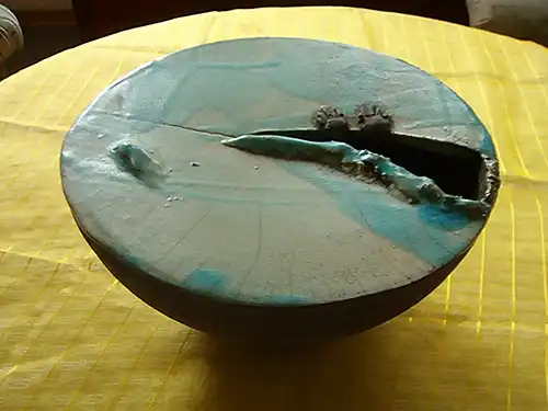 DER UNBEKANNTE AUS DER ERDE